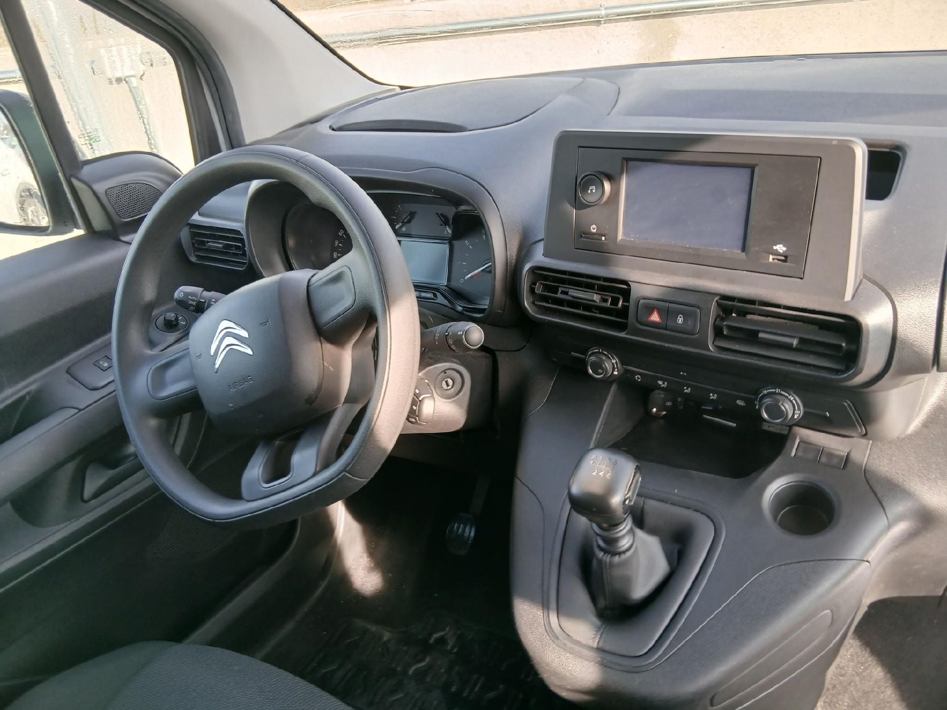 CITROEN Berlingo / 2018 / 4P / furgón derivado de turismo Talla M BlueHDi 100 photo