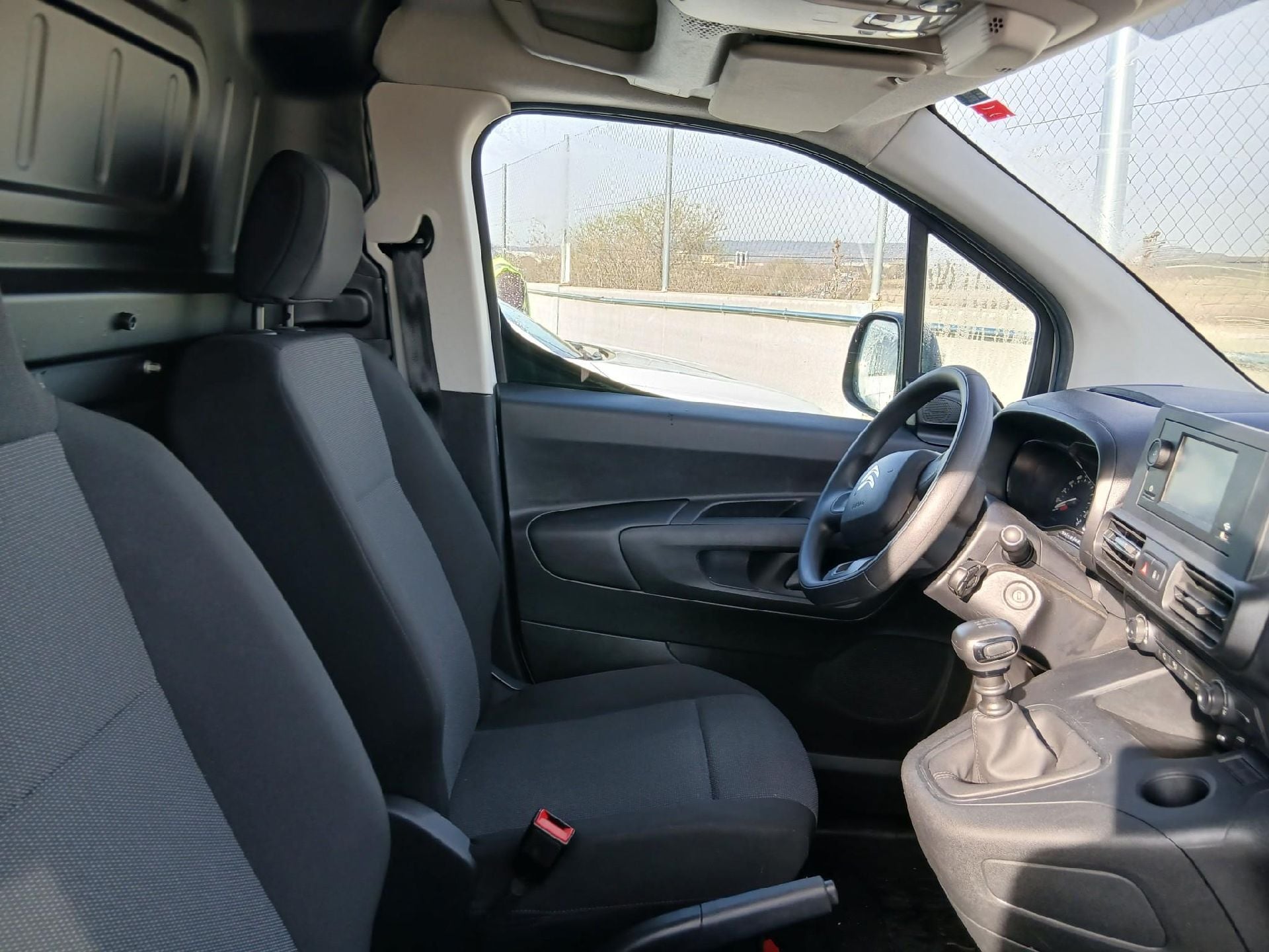 CITROEN Berlingo / 2018 / 4P / furgón derivado de turismo Talla M BlueHDi 100 photo