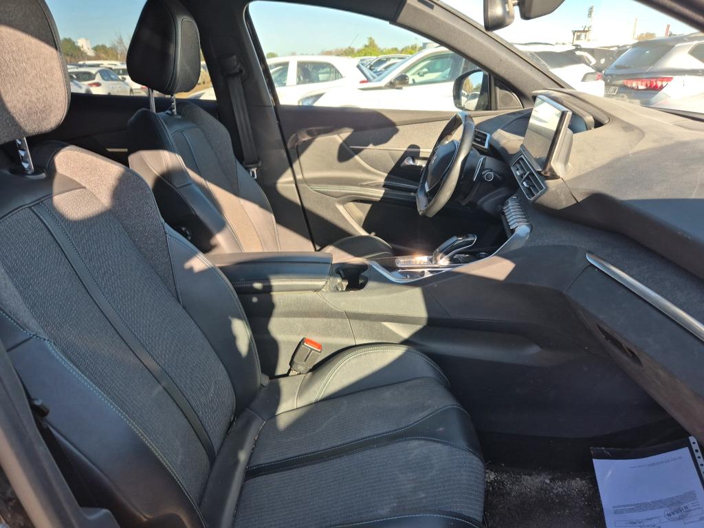 PEUGEOT 3008 / 2020 / 5P / todoterreno 1.5 BlueHDi 96kW S&S Allure Pack EAT8 photo