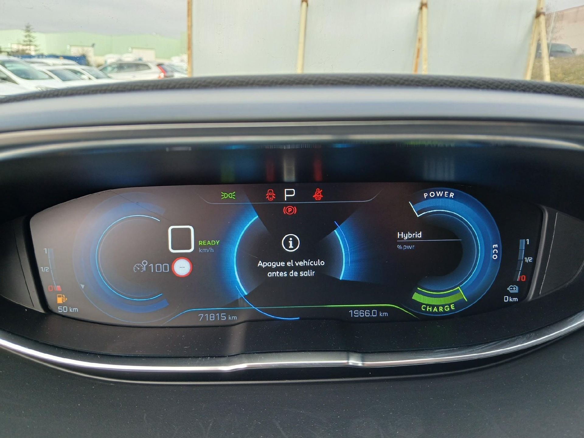 PEUGEOT 3008 Hybrid / 2016 / 5P / todoterreno 225 e-EAT8 Allure photo