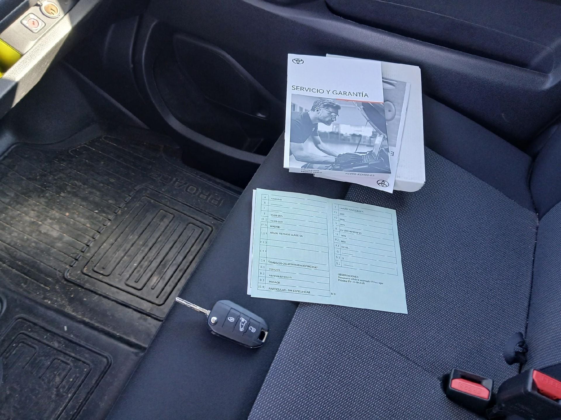 TOYOTA Proace / 2020 / 4P / furgón 1.5D 120CV GX Plus 1PL 2PT L1 photo