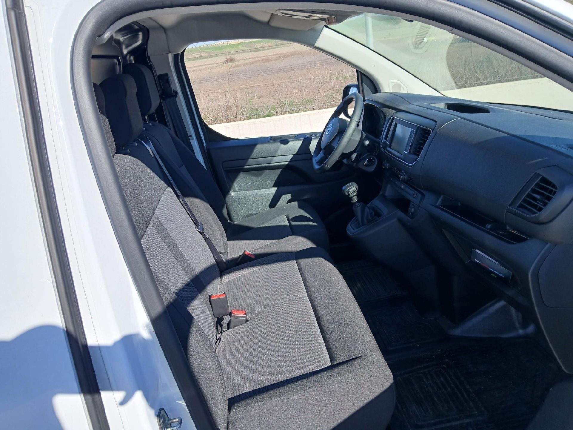 TOYOTA Proace / 2020 / 4P / furgón 1.5D 120CV GX Plus 1PL 2PT L1 photo