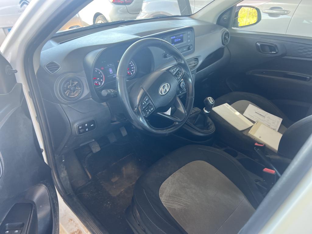 HYUNDAI i10 / 2020 / 5P / berlina con portón 1.0 Essence photo