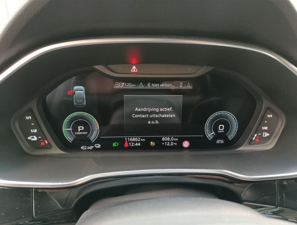 Audi Q3 Sportback 45 TFSI e S tronic 5d photo