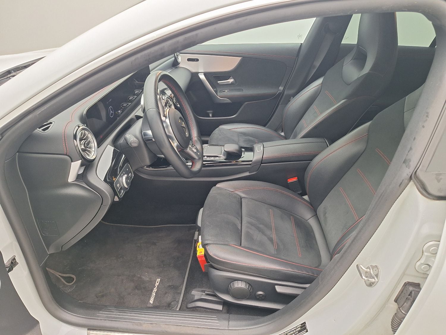 Mercedes, CLA-Class '19, Mercedes-Benz CLA CLA 250 e Business Solution 4d photo