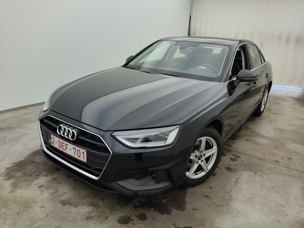 Audi A4 2.0 35 TFSi 110kW S tr. Attraction Bus. 4d
