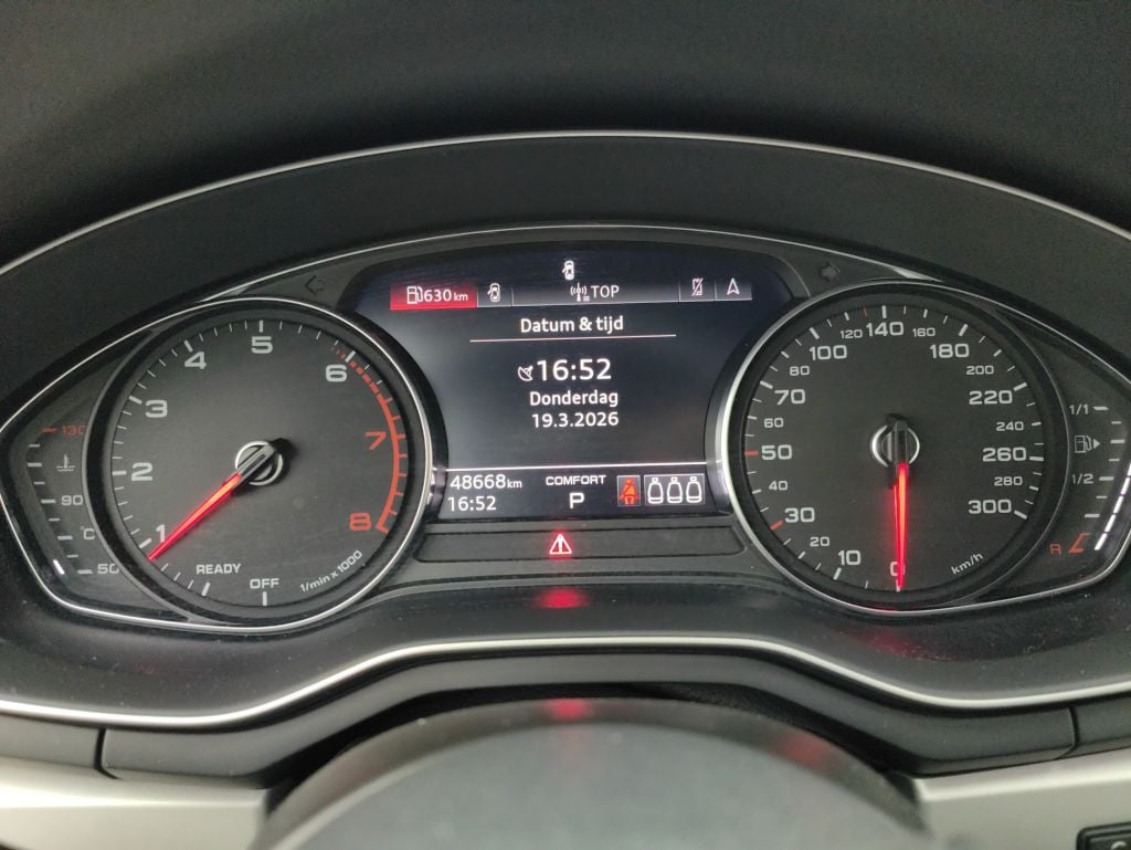 Audi A4 2.0 35 TFSi 110kW S tr. Attraction Bus. 4d photo