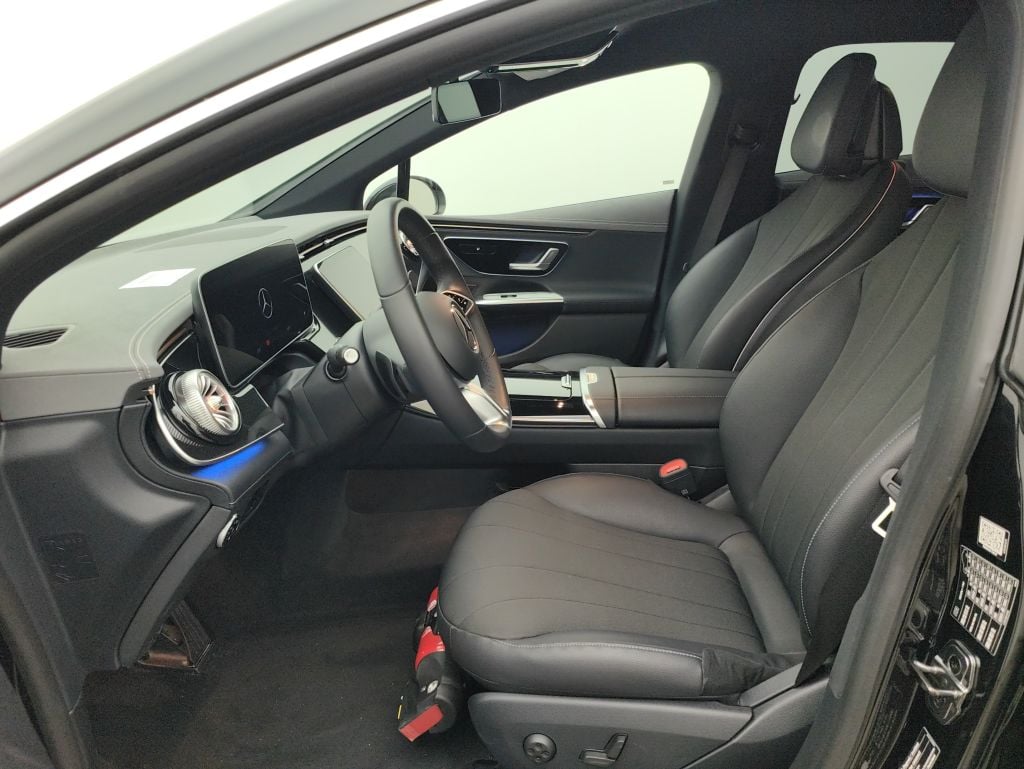 Mercedes-Benz EQE EQE 300 Business Line 4d photo