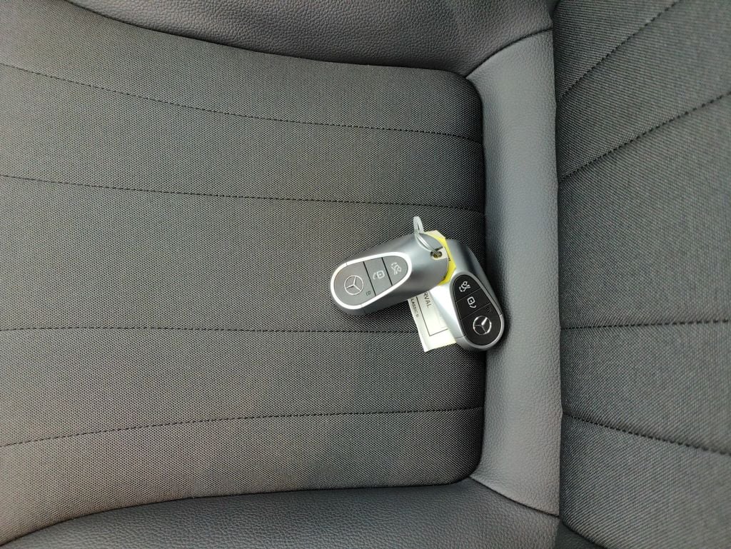 Mercedes-Benz EQE EQE 300 Business Line 4d photo