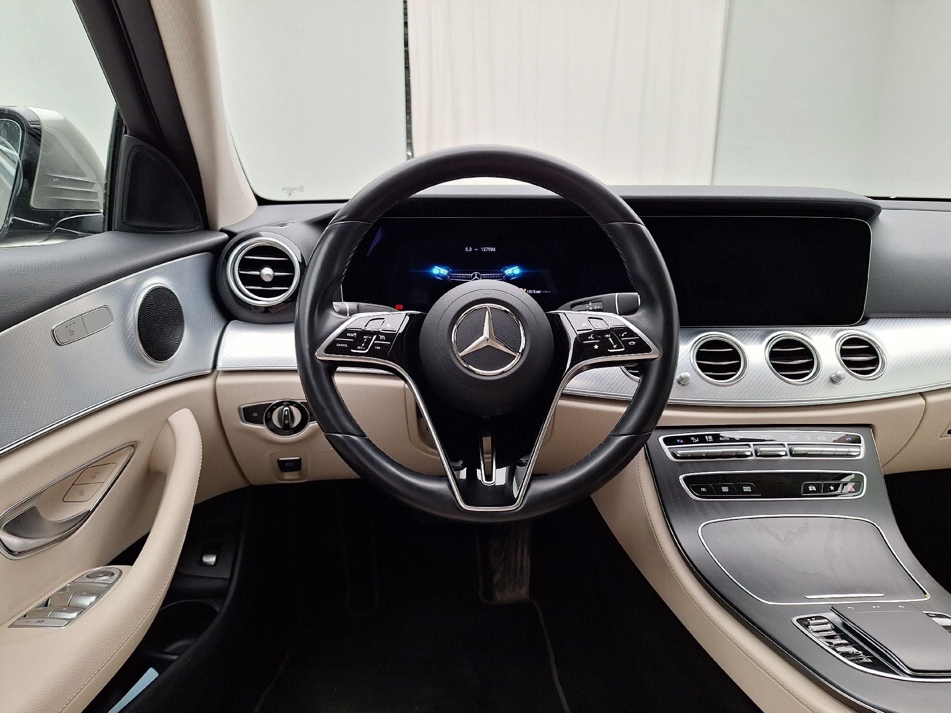 Mercedes, E-Class FL'20 PHEV, Mercedes-Benz E-Klasse Berline E 300 de 4MATIC Bus photo