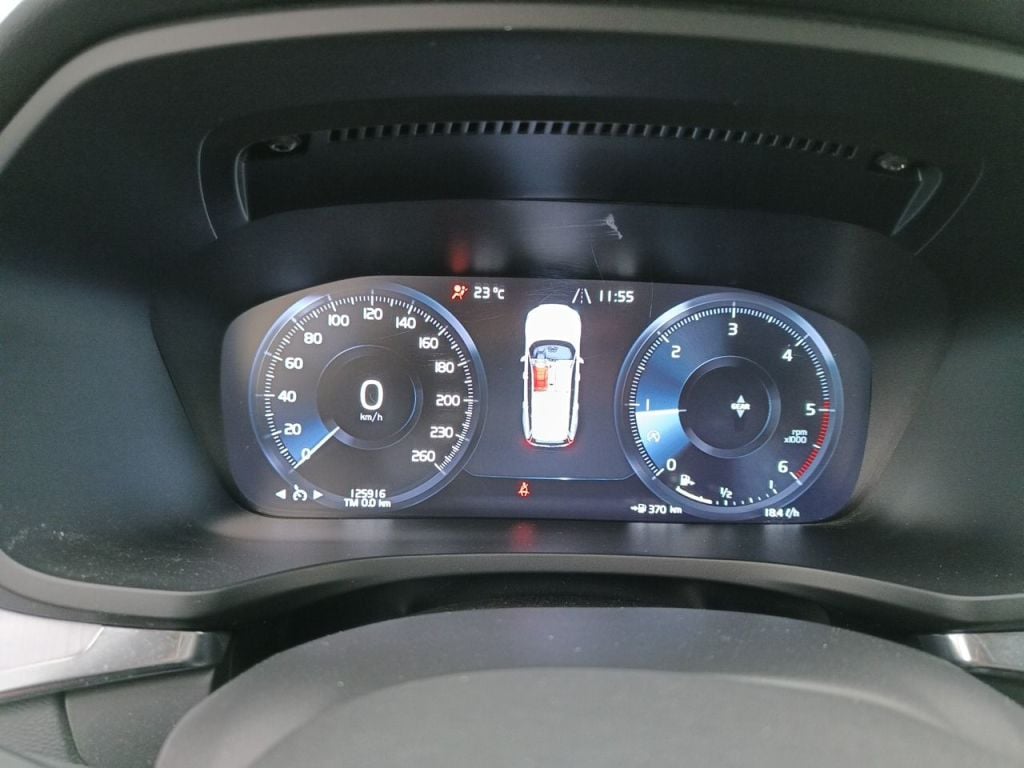 Volvo V60 D3 Momentum Pro 5d photo