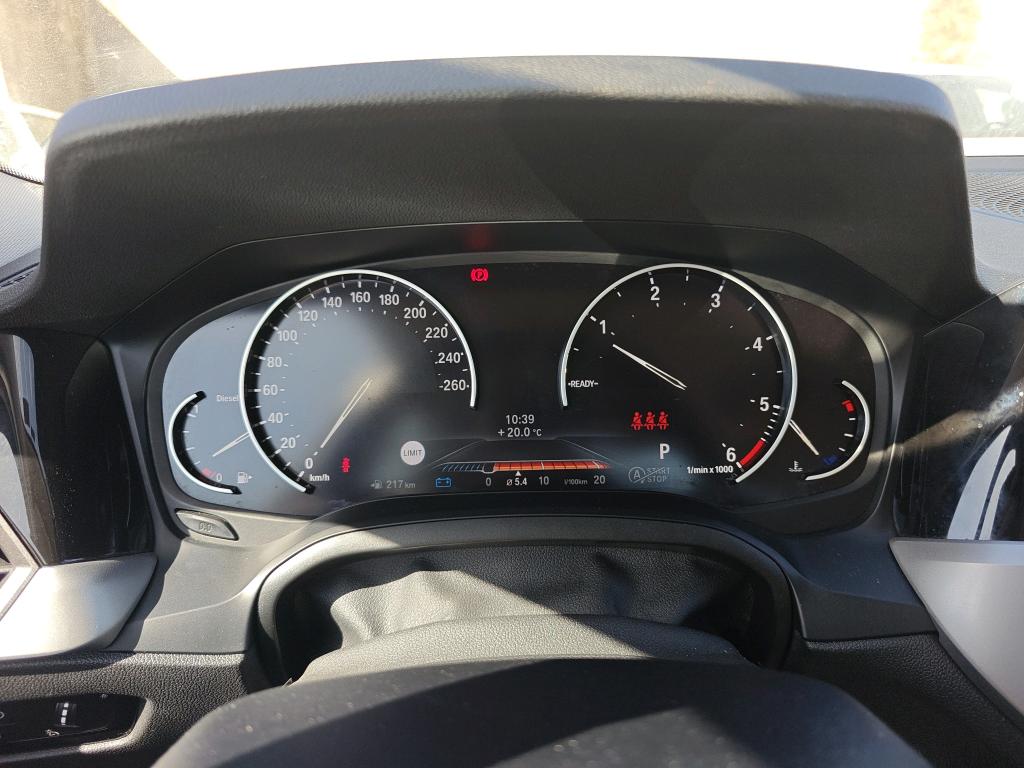 BMW Serie 3 / 2018 / 4P / sedán 320d Auto. photo