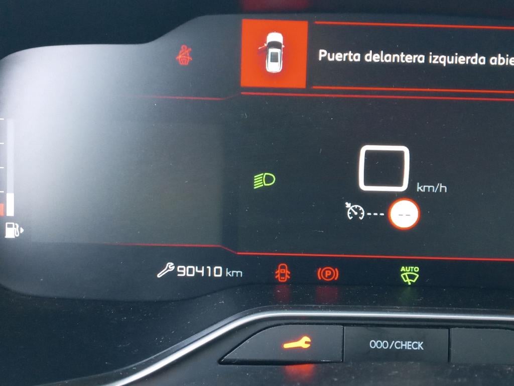 CITROEN C5 Aircross / 2018 / 5P / todoterreno BlueHdi 96kW (130CV) S&S Feel (AC) photo