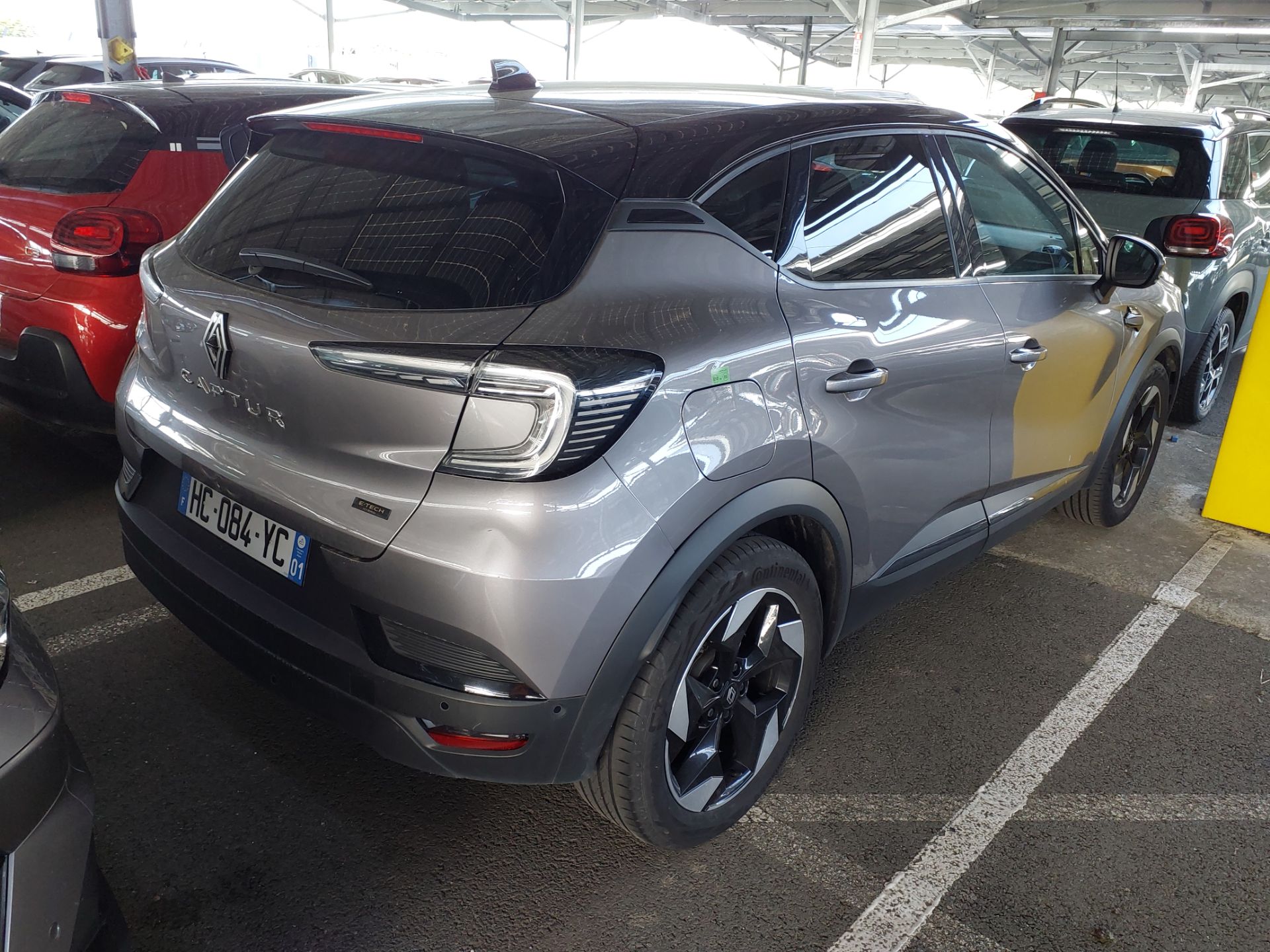 RENAULT Captur E-TECH full hybrid 145 TECHNO photo