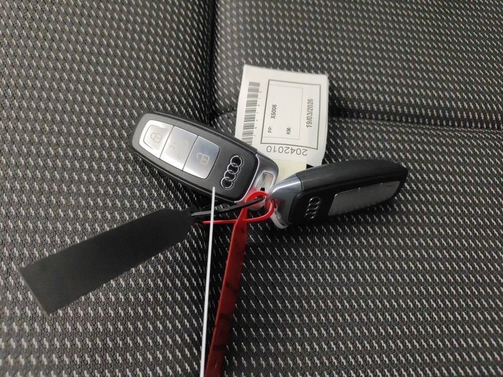 AUDI Q4 E-TRON 40 82kWh 204hp 5d photo