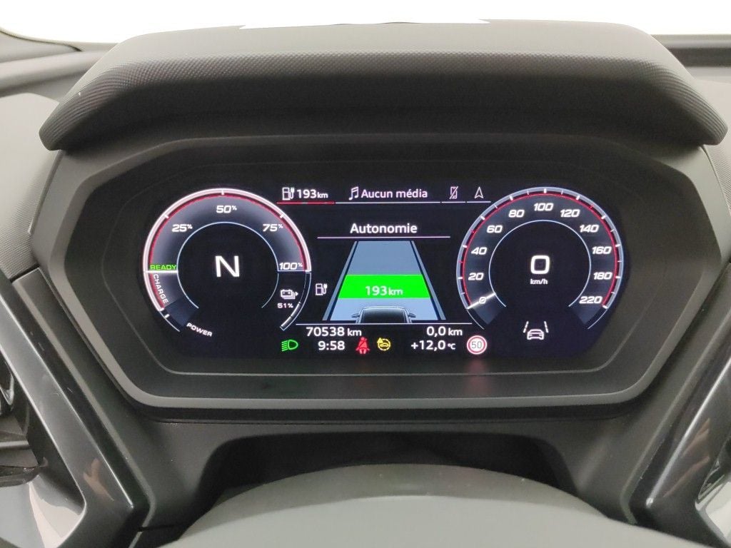 AUDI Q4 E-TRON 40 82kWh 204hp 5d photo