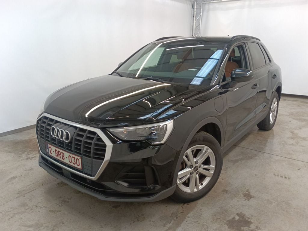 Audi Q3 45 TFSI e S tronic 5d