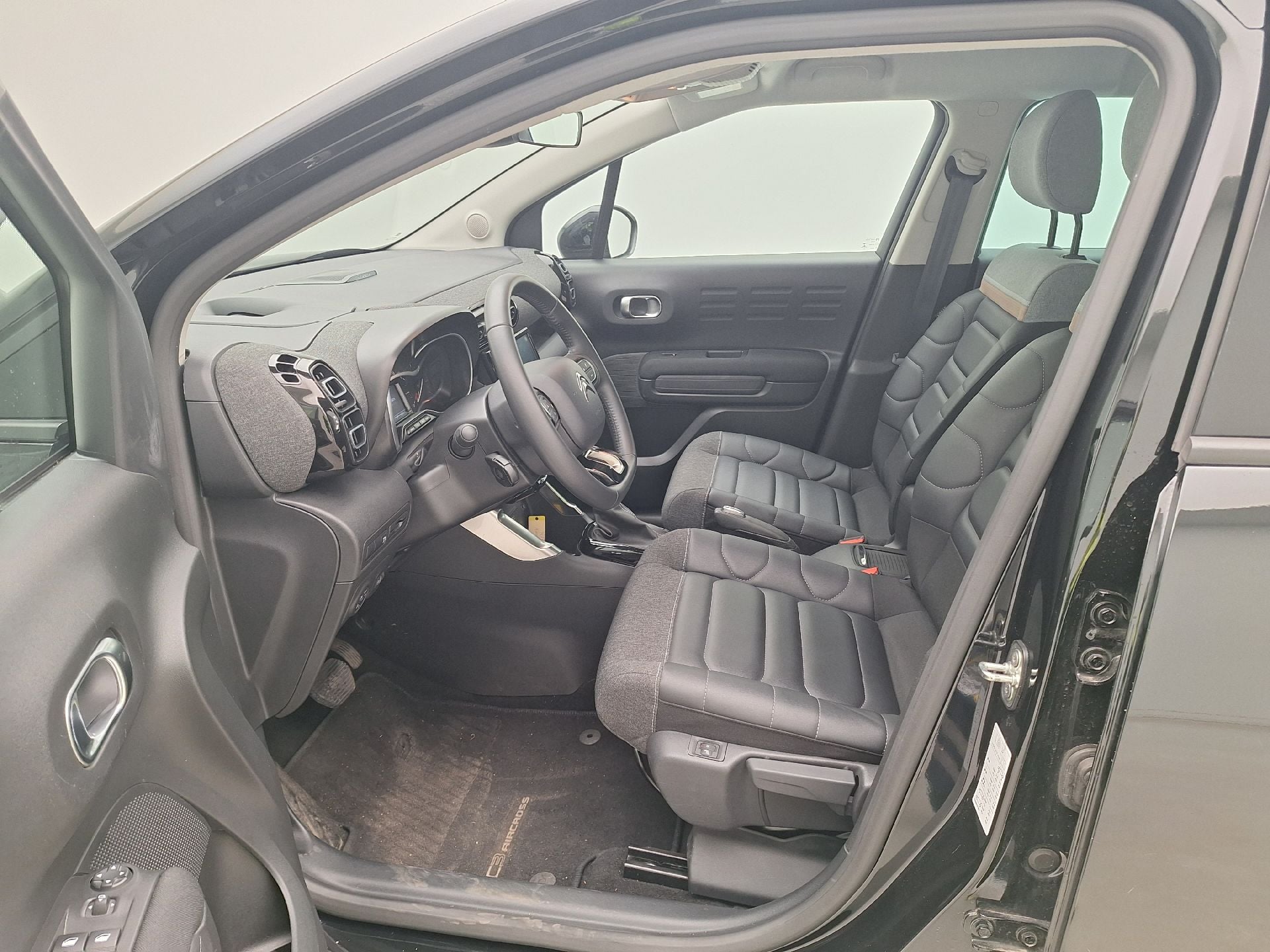 Citroën, C3 Aircross FL'21, Citroën C3 Aircross 1.5 BlueHDi 120 S&S EAT6 Shine photo