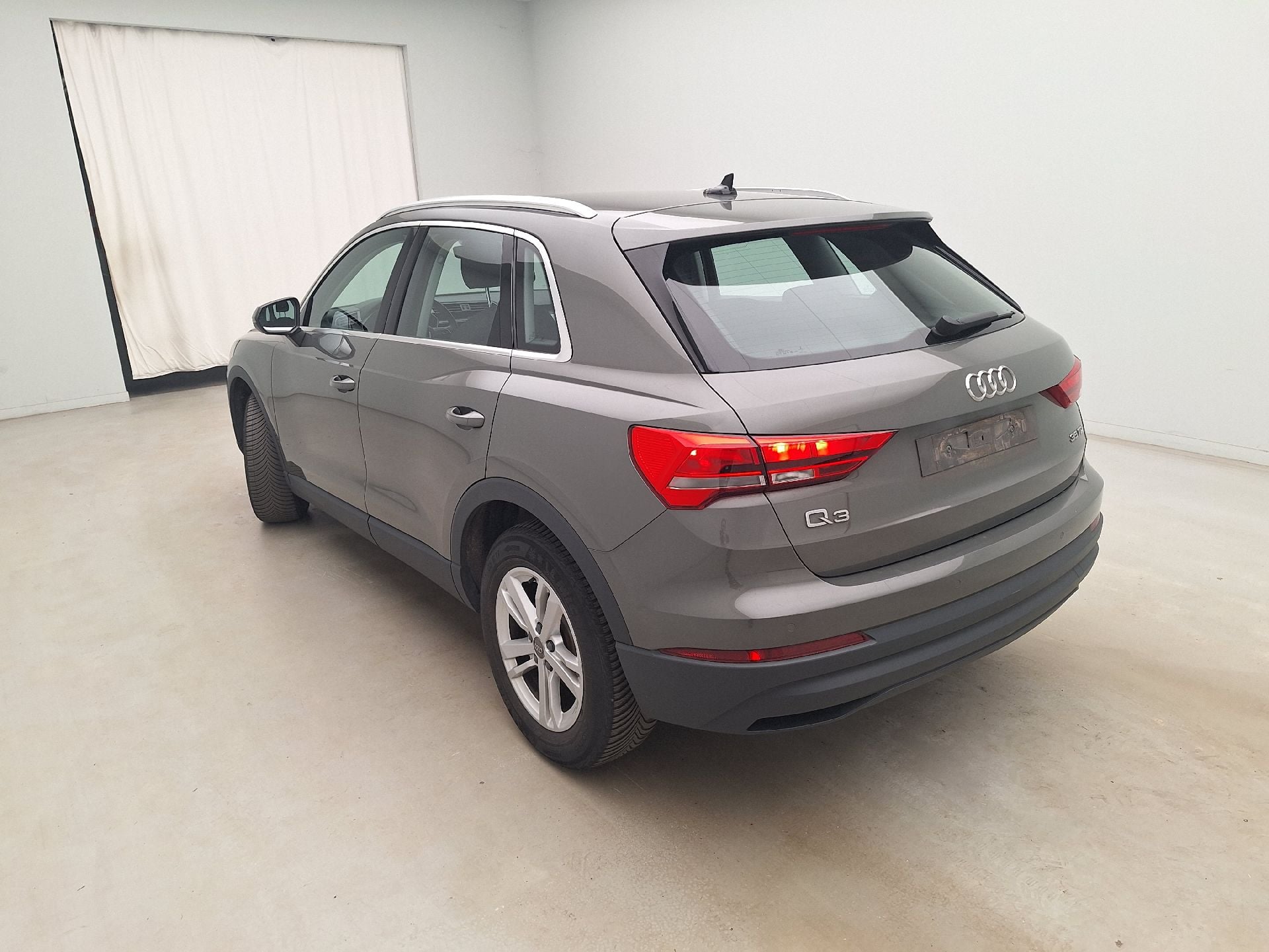 Audi, Q3 '18, Audi Q3 35 TDI S Tronic Business Edition 5d photo