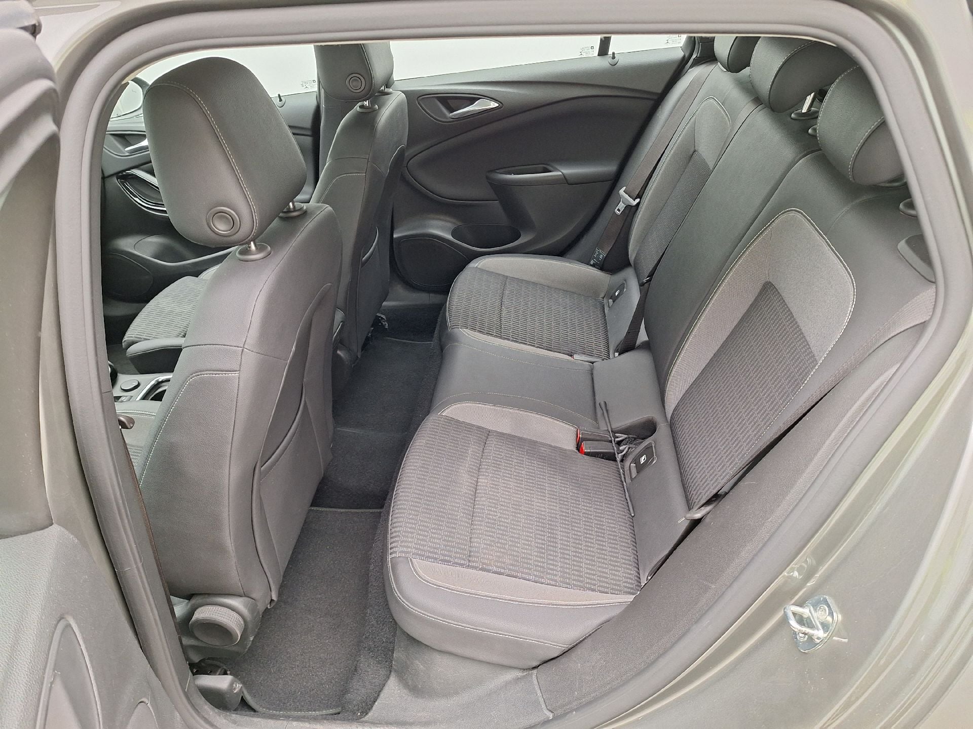 Opel, Astra ST FL'19, Opel Astra Sports Tourer 1.5 Turbo D 77kW S/S Eleg photo