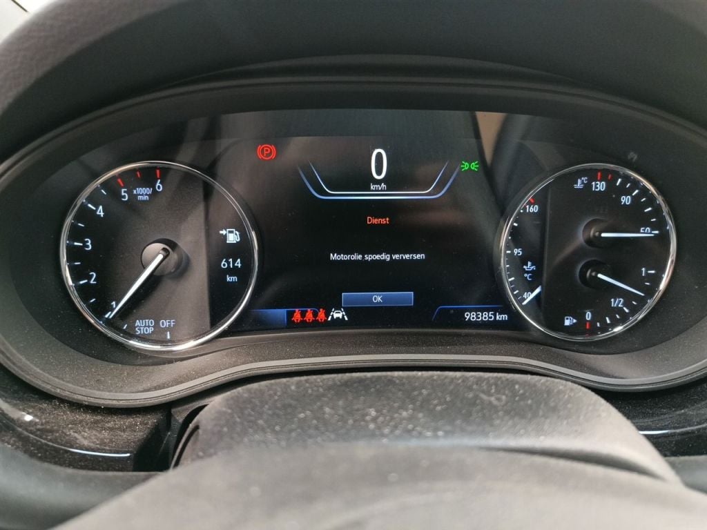 Opel Astra 1.5 Turbo D 90kW S/S Ultimate 5d photo