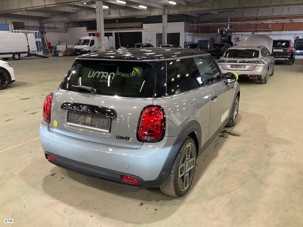 MINI Mini 32.6 KWH COOPER SE photo