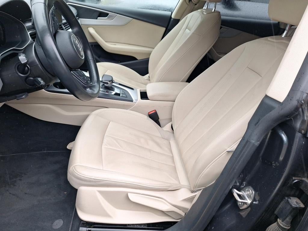 AUDI A5 SPORTBACK 2.0 30 TDI S TRONIC BUS. ED. photo