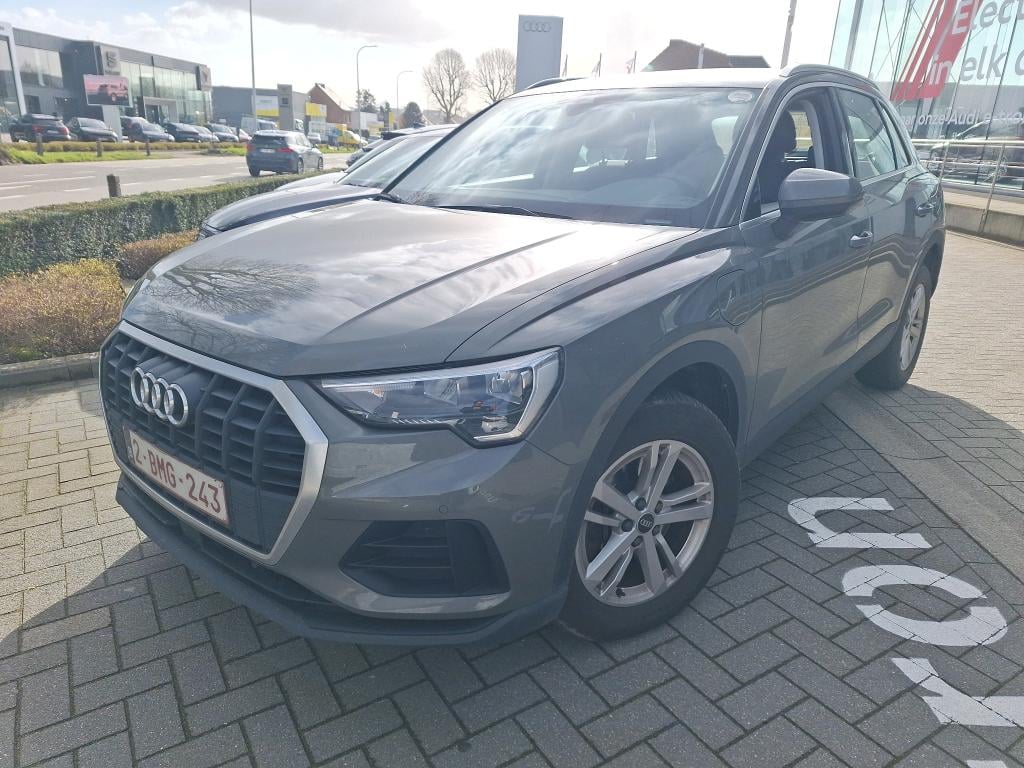 AUDI Q3 1.4 45 TFSI E S TRONIC