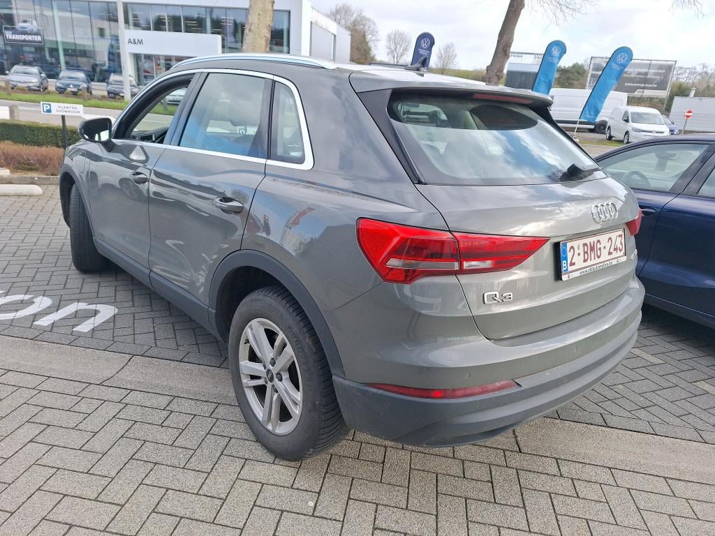AUDI Q3 1.4 45 TFSI E S TRONIC photo