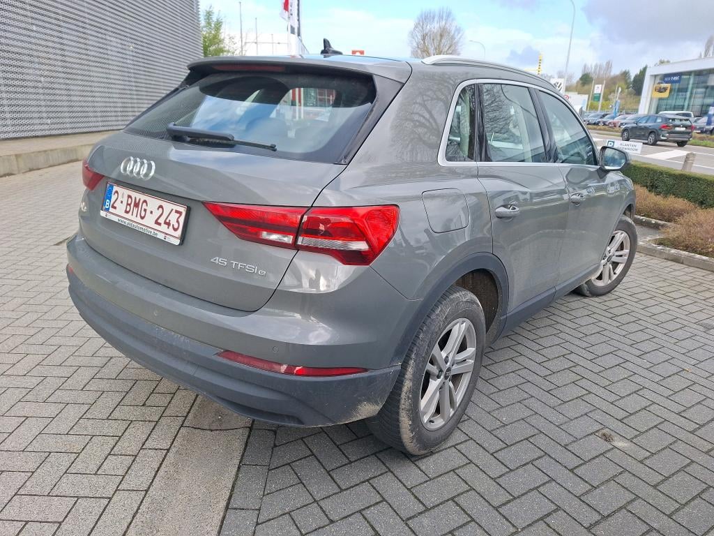 AUDI Q3 1.4 45 TFSI E S TRONIC photo