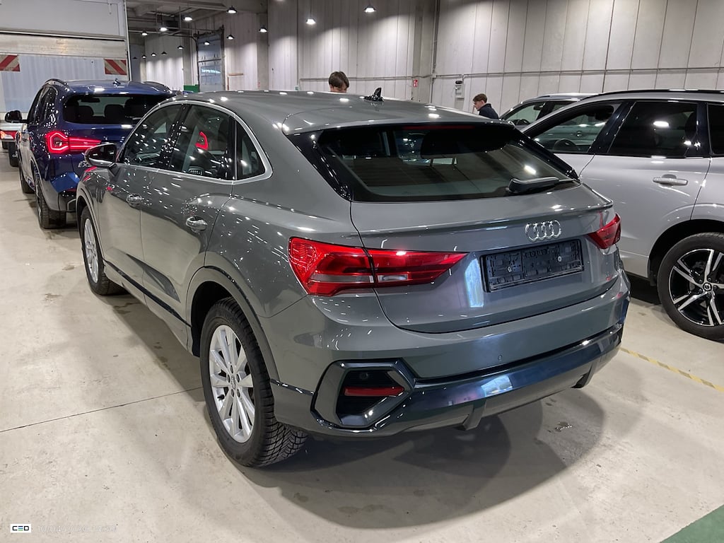 AUDI Q3 Sportback 2.0 35 TDI S TRONIC BUSINESS EDITION photo