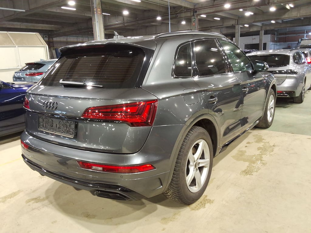 AUDI Q5 2.0 35 TDI S TRONIC BUSINESS ED. S LINE photo