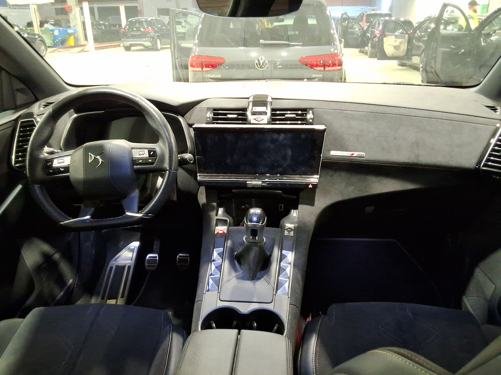 DS AUTOMOBILES DS7 CROSSBACK DIESEL 1.5 BlueHDi Performance Line (EU6.2) photo