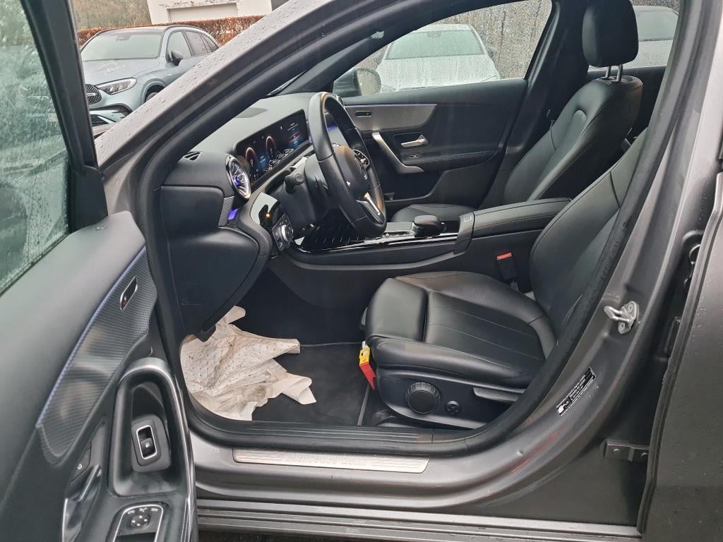 MERCEDES-BENZ A-CLASS LIMOUSINE 1.3 A 250 E BUSINESS SOLUTION DCT photo