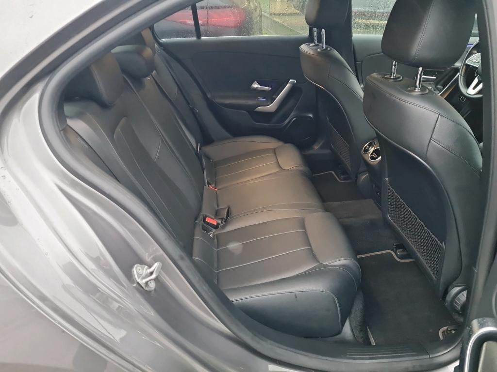 MERCEDES-BENZ A-CLASS LIMOUSINE 1.3 A 250 E BUSINESS SOLUTION DCT photo