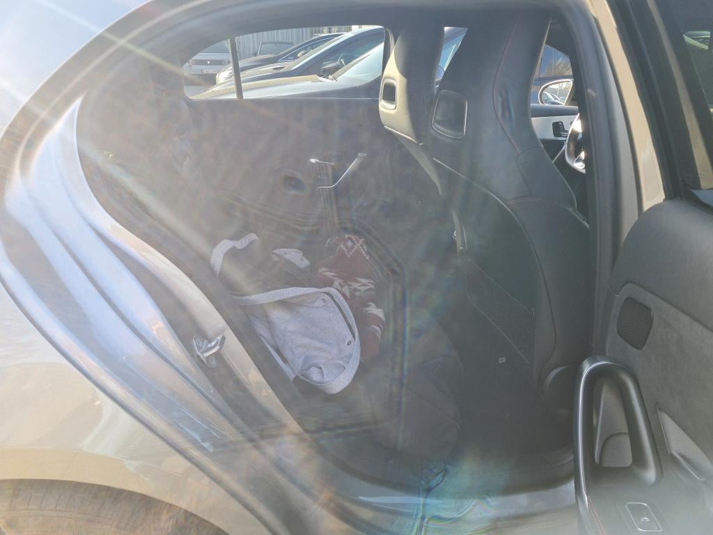 MERCEDES-BENZ CLASS A DIESEL (W177) A 200 d Business Solution photo