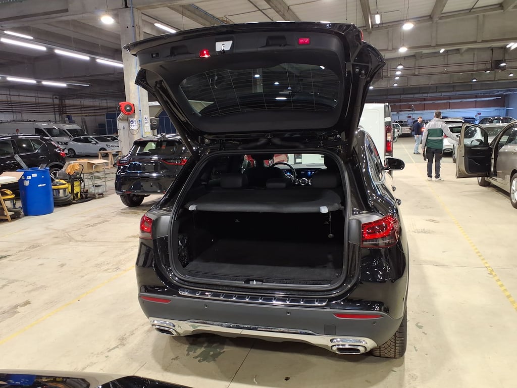 MERCEDES-BENZ CLASS GLA DIESEL (H247) GLA 200 d 4-Matic Business Solution photo