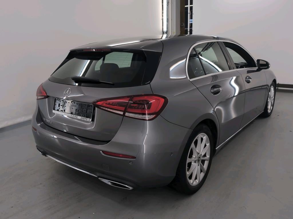 MERCEDES-BENZ CLASSE A DIESEL (W177) A 200 d Business Solution photo