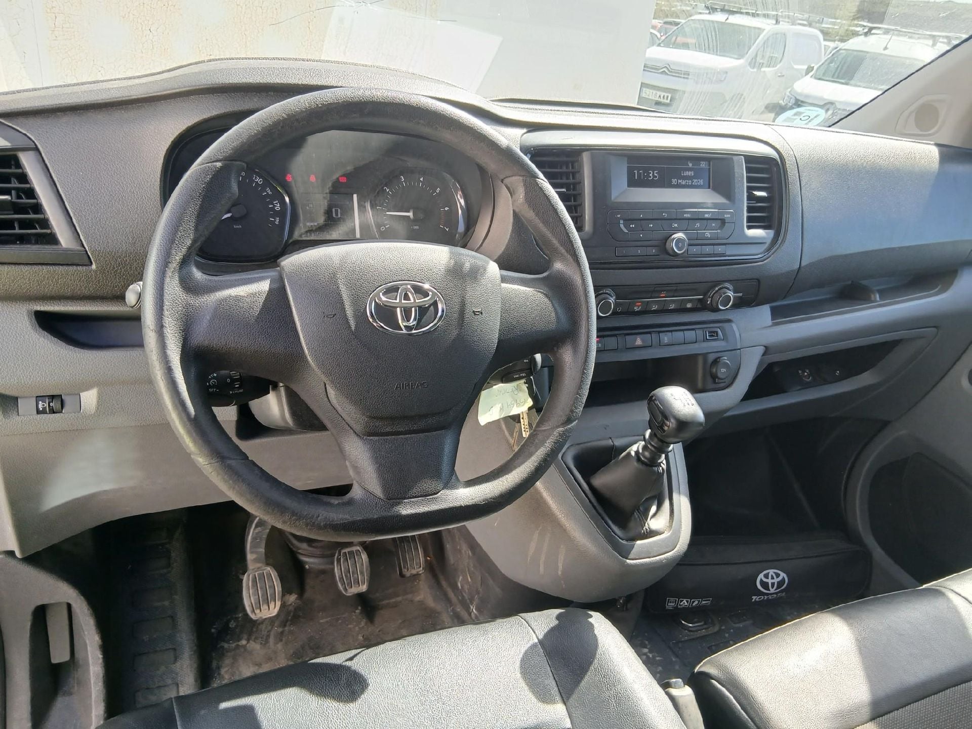 TOYOTA Proace / 2016 / 4P / furgón FU. MEDIO (L1) 2.0D 90kW COMFORT CARGA + photo