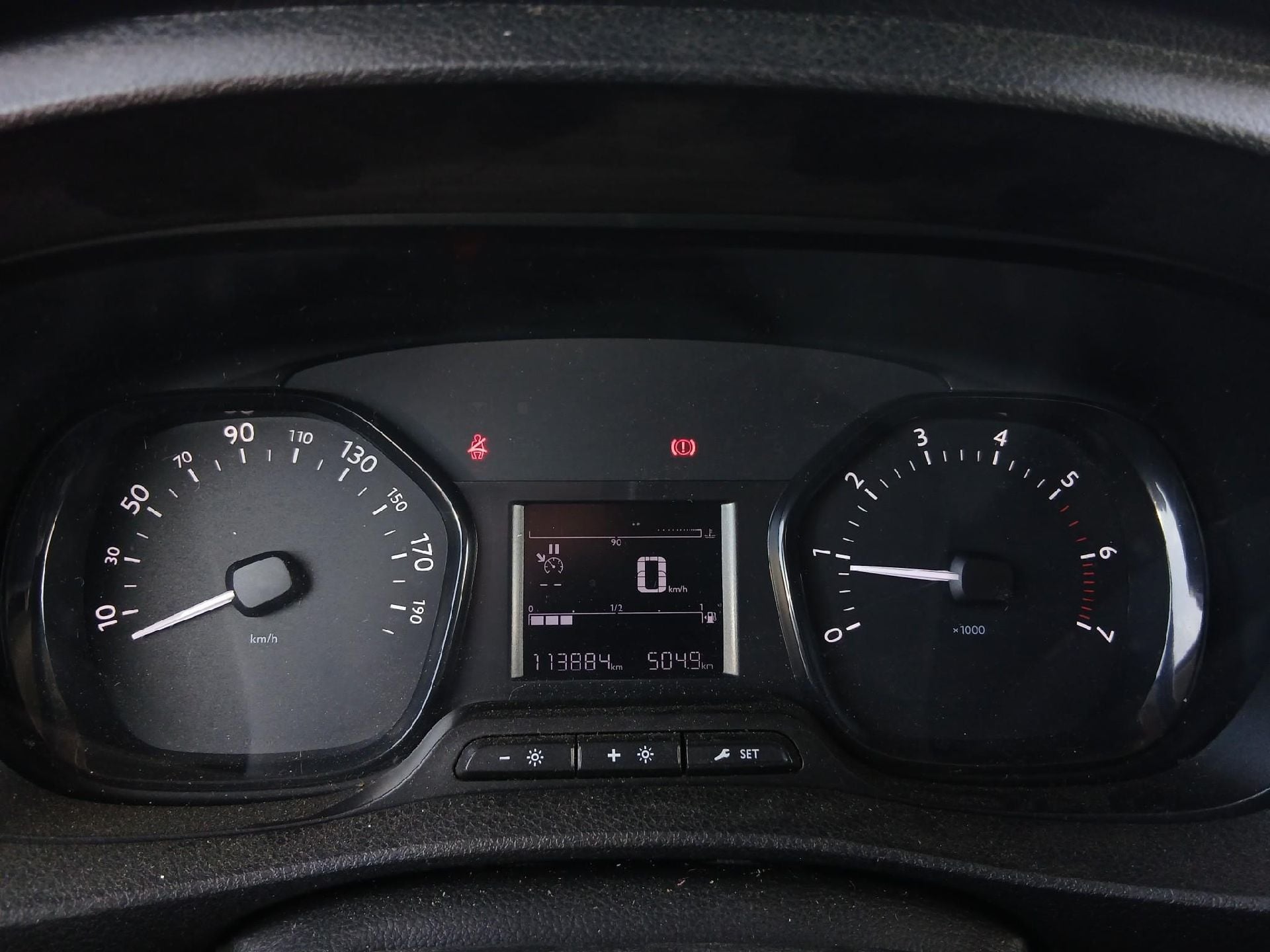 TOYOTA Proace / 2016 / 4P / furgón FU. MEDIO (L1) 2.0D 90kW COMFORT CARGA + photo