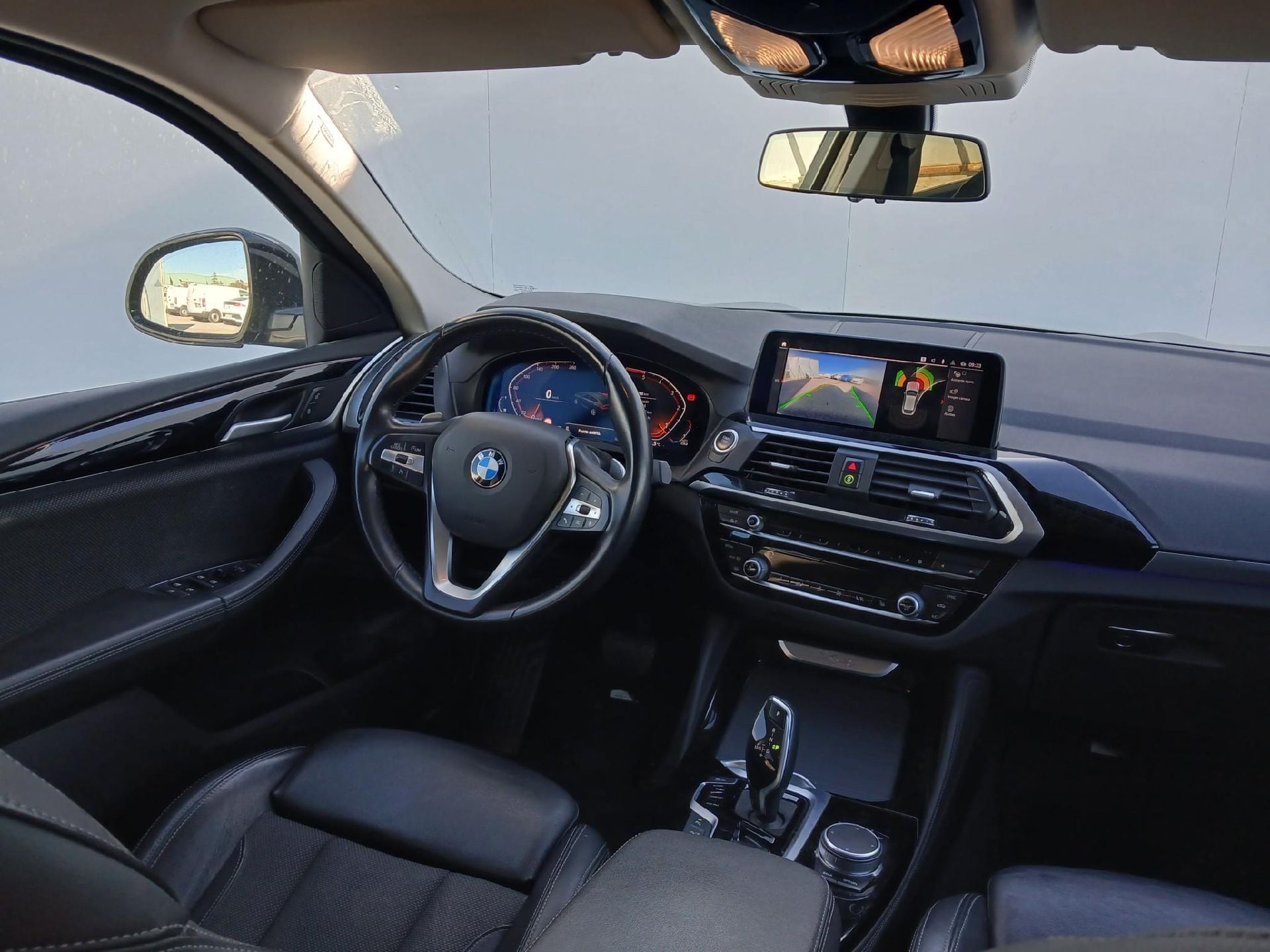 BMW X4 / 2018 / 5P / todoterreno xDrive20d photo