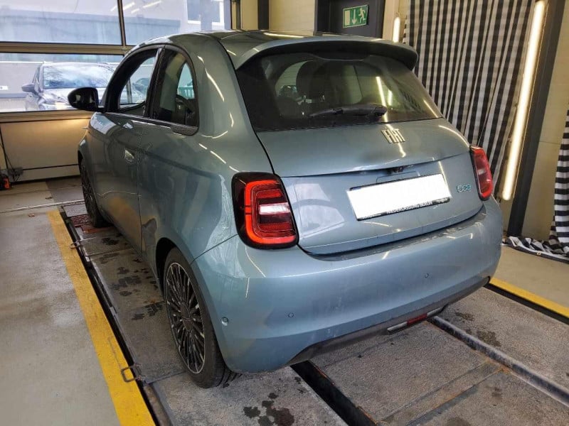 Fiat 500 e (332) Lim. (2020->) DE - LimS3, Icon Batterie 42 kWh, 2020 - 2023 photo