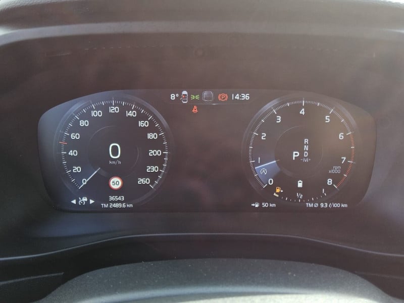 Volvo XC40 (2017->) DE - SUV5 B4 2WD EU6d, Inscription (EURO 6d), 2020 - 2022 photo