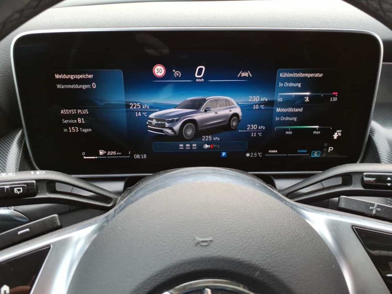 Mercedes-Benz GLC (BM 254)(06.2022->) DE - SUV5 GLC 200 EU6d, Avantgarde 4Matic (EURO 6d), 2022 - 2024 photo