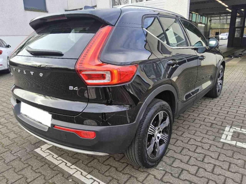 Volvo XC40 (2017->) DE - SUV5 B4 2WD EU6d, Inscription (EURO 6d), 2020 - 2022 photo