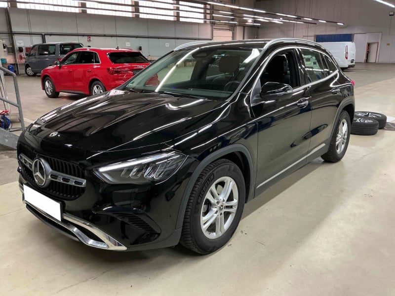Mercedes-Benz GLA (BM 247)(02.2020->) DE - SUV5 GLA 200 EU6e, (EURO 6e) Edition Progressive Line, (Facelift) 2024 - 20