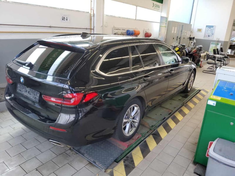BMW 5 Touring (G31)(2017->) DE - Kb5 520 d Mild-Hybrid EU6d, (EURO 6d), (Facelift) 2020 - 2024 photo