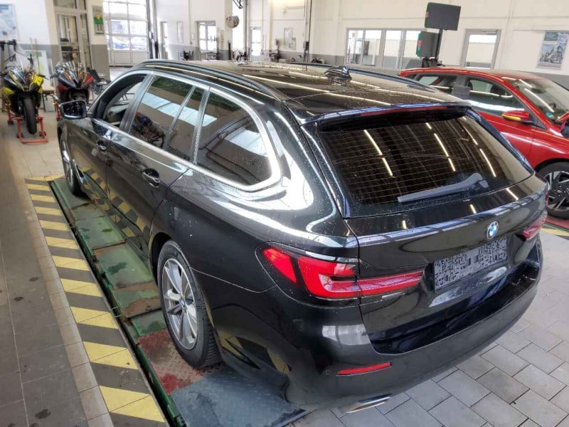 BMW 5 Touring (G31)(2017->) DE - Kb5 520 d Mild-Hybrid EU6d, (EURO 6d), (Facelift) 2020 - 2024 photo
