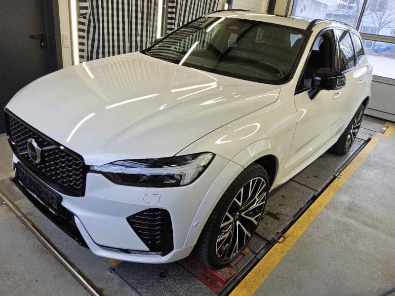 Volvo XC60 (03.2017->) DE - SUV5 B5 (Benzin) 2WD EU6d, R-Design Mild-Hybrid (EURO 6d), (Facelift) 2021