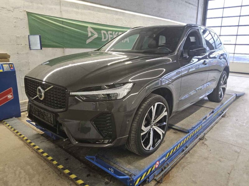 Volvo XC60 (03.2017->) DE - SUV5 B5 (Benzin) AWD EU6d, Ultimate Dark Mild-Hybrid (EURO 6d), (Facelift)